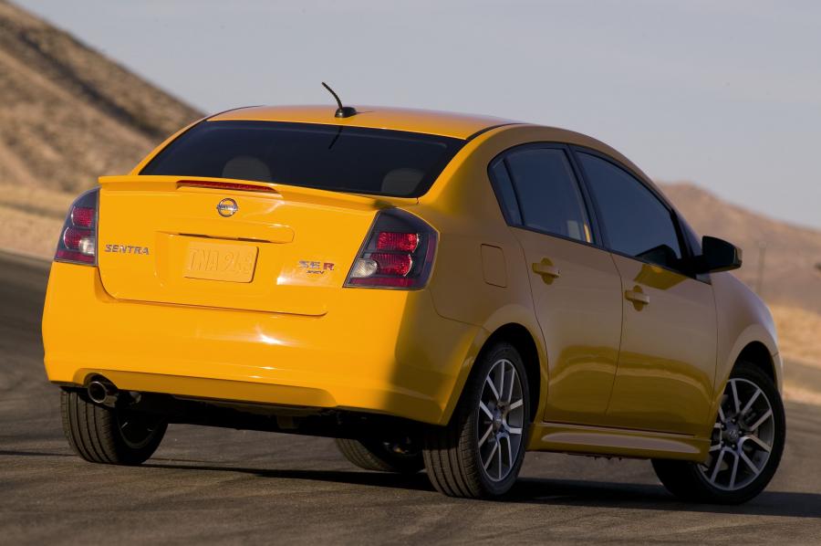  Nissan Sentra SE-R Spec V (B16) 2007 года  (фото 8 из 21)